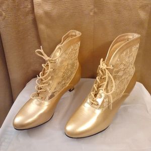 NEW GOLD ANKLE BOOTS